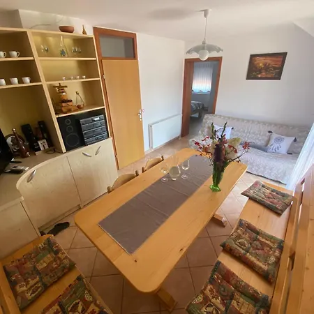 Vineyard Rigelj Apartma *